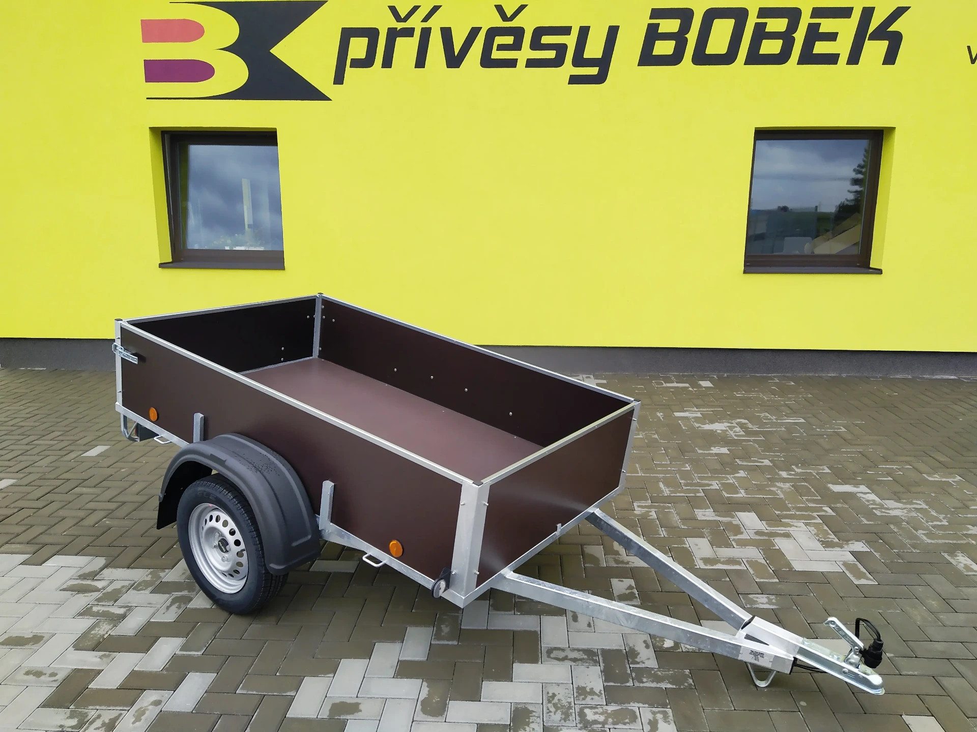 Přívěs STANDARD 2050x1200x400 mm