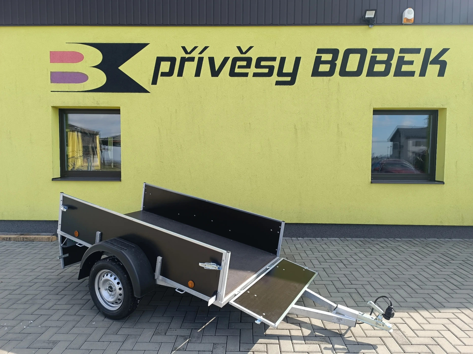 Přívěs STANDARD 2050x1200x400 mm Obě čela