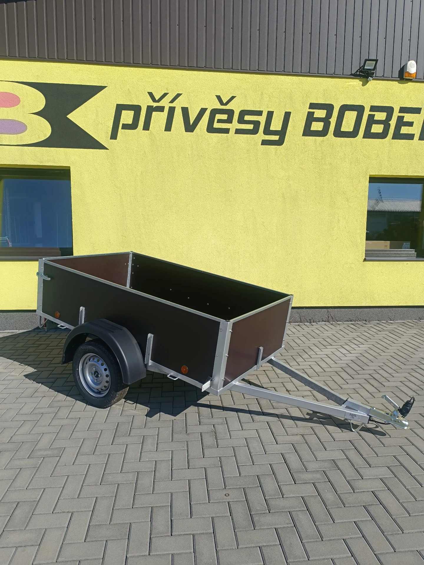Přívěs STANDARD 2050x1200x500 mm
