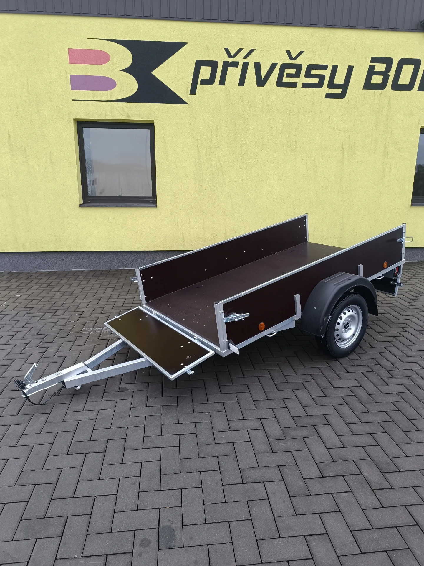 Přívěs STANDARD 2250x1200x400 mm Obě čela